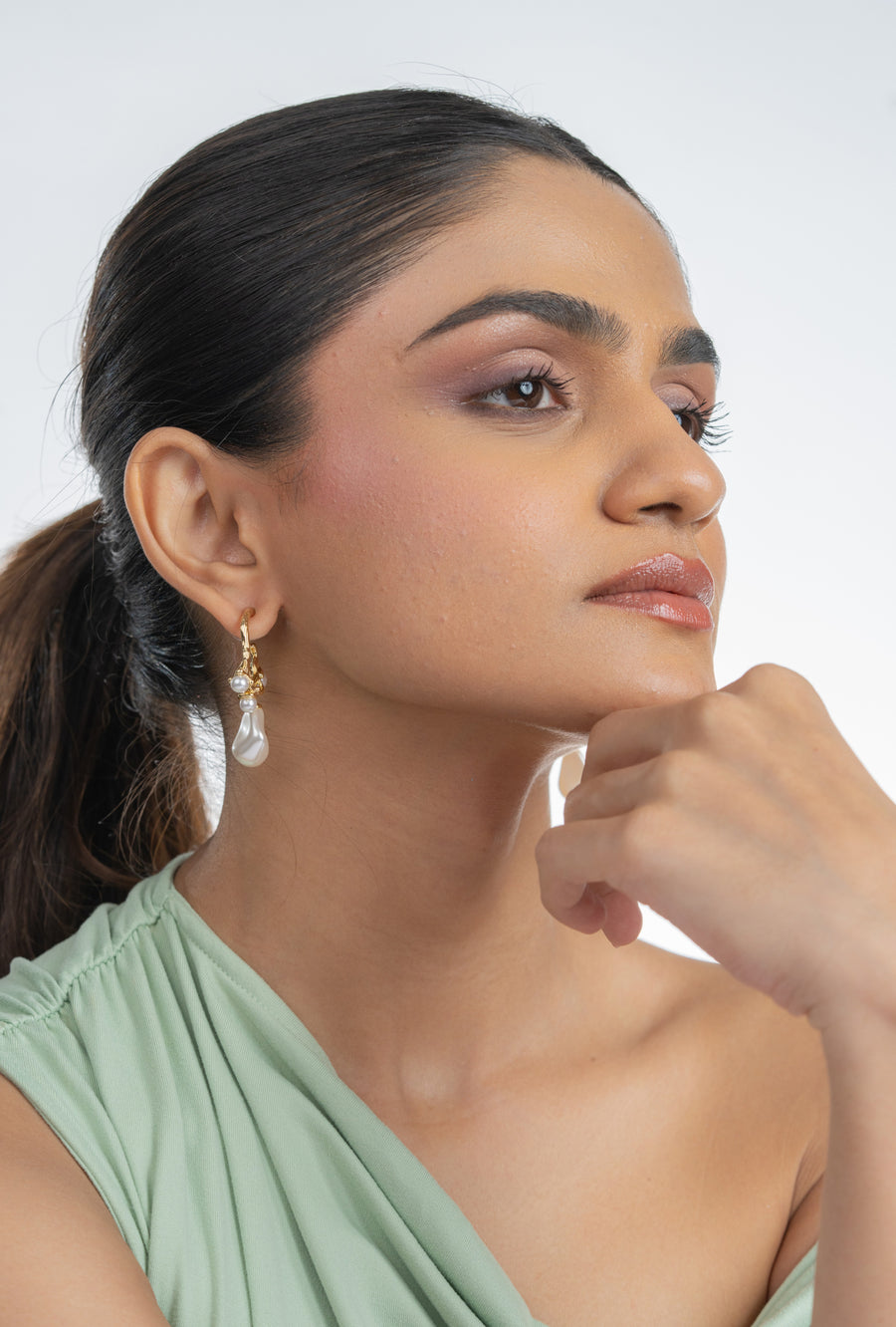 Pearl Essence Earring