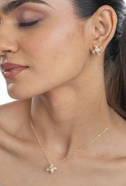 Diamond with Pearl Set