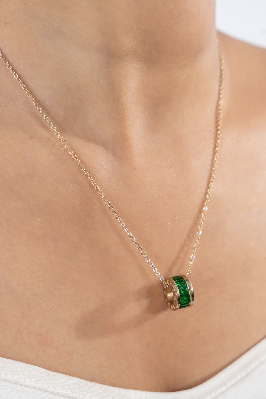 Green Rolling Necklace